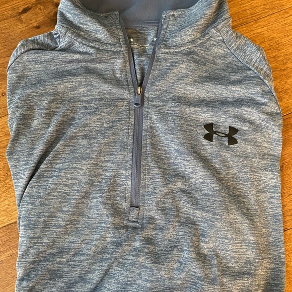 Men’s Under Armour 1/4 zip pullover - Picture 2 of 3